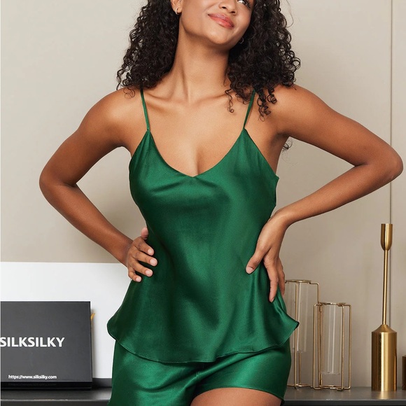 Green Heart Satin Camisole Pajama Set - Picture 2 of 8